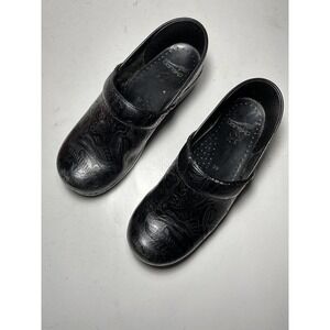 Dansko Black Leather Clogs Mules Shoes Size 38 US 7.5-8 Pattern Work Career